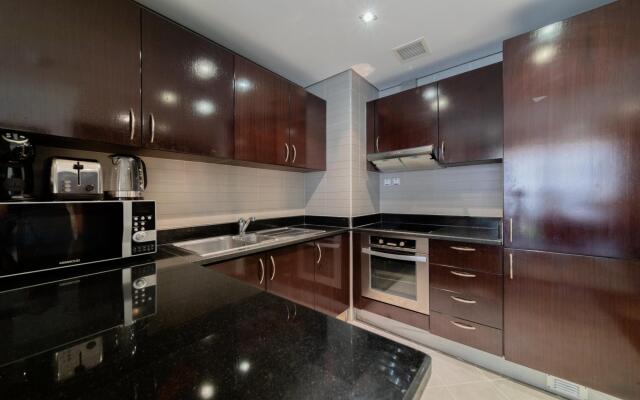 DXB - Anantara - 702 - PJ