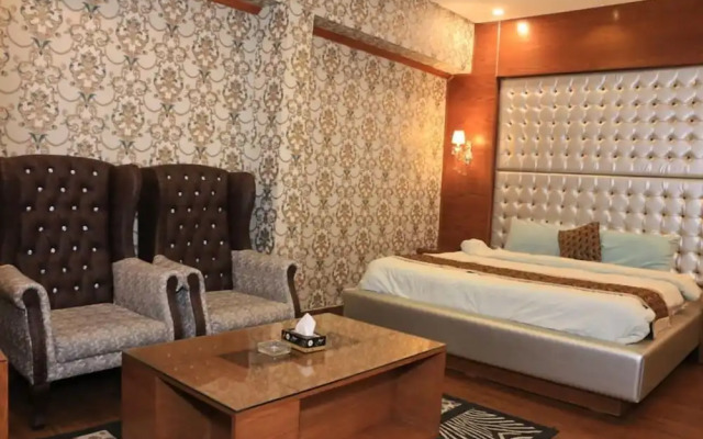 Seashell Grand hotel