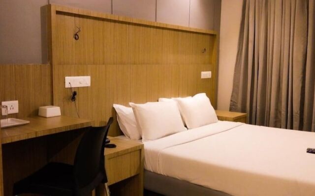 Seasons Hotel