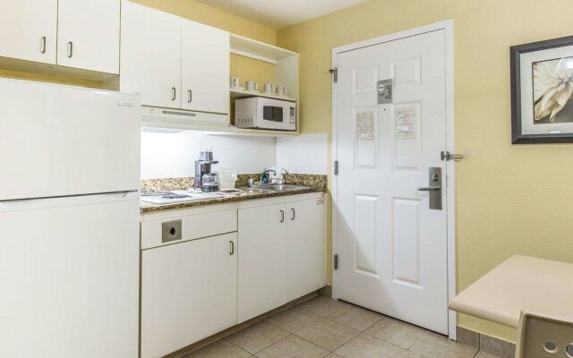 Suburban Studios Fort Myers Cape Coral