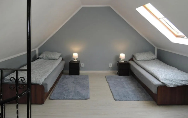 Holiday Home, Stepniczka