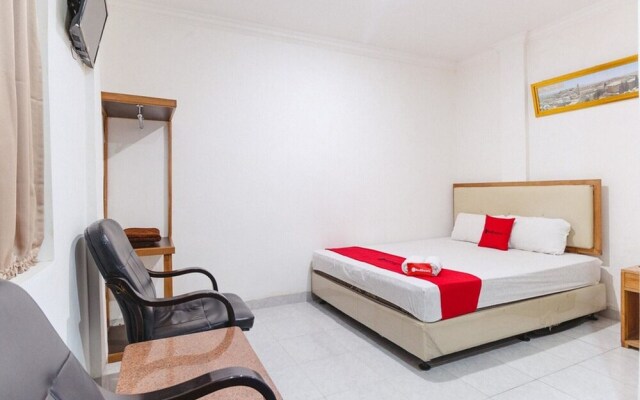 New Residence Mojopahit by RedDoorz