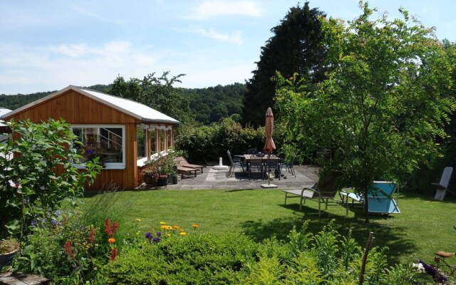 Das Bienenhaus