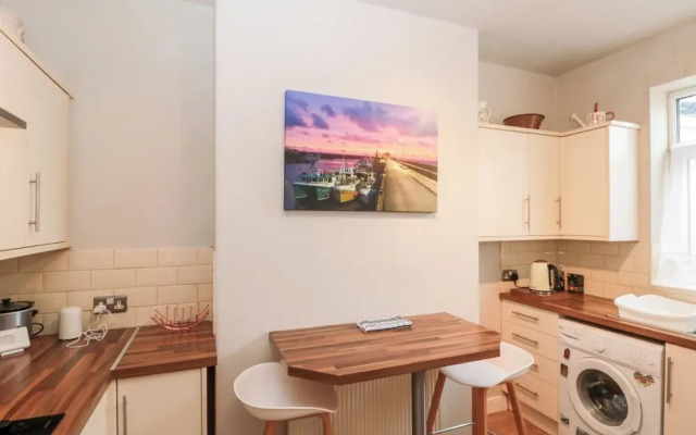 White Rose Apartment