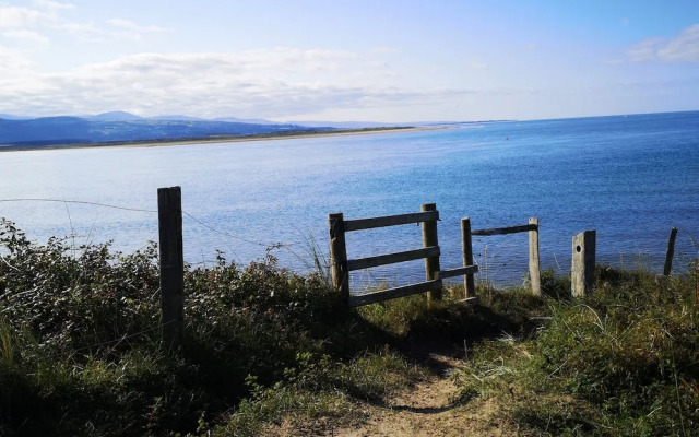 Llannor