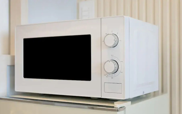 Donghae Badae Meomuleuda