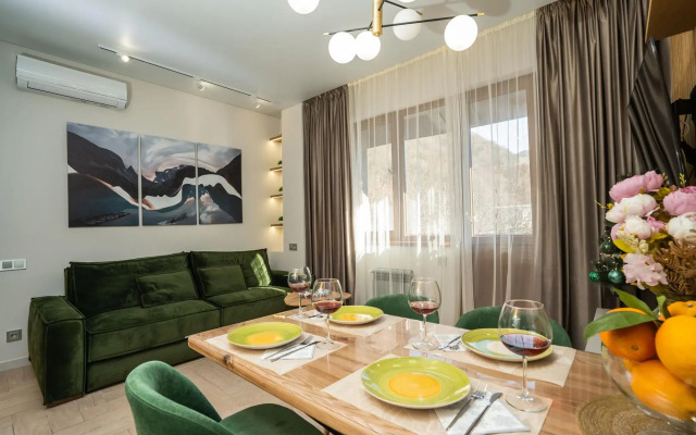 Apartment to Live in the Mountains on Estonskaya street 88/10