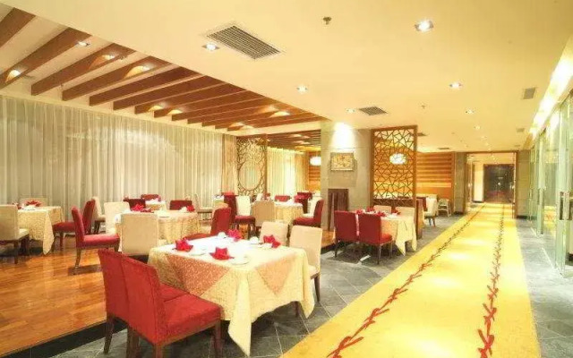 Days Hotel & Suites