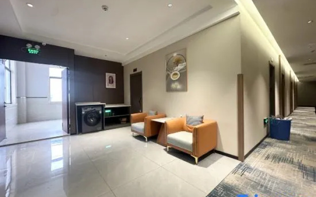 Taihu Fishign Port Holiday Inn