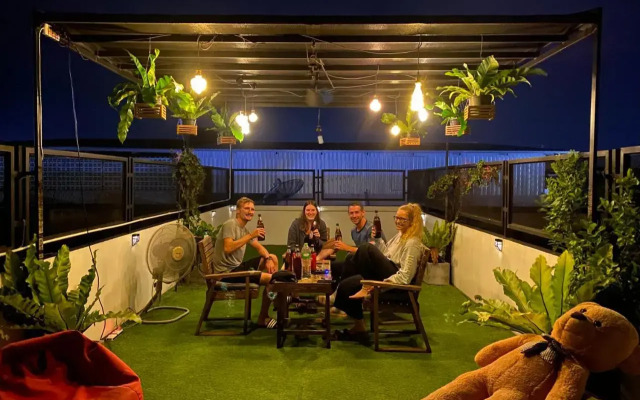 Bus Station 1 Hostel