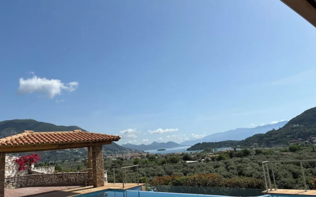 Smaragdine Blue Villa