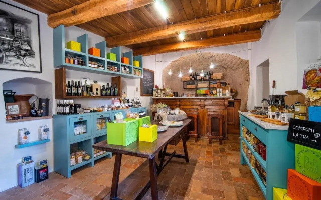 Castello di Postignano Relais