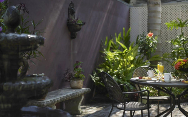 Maison Perrier Bed & Breakfast