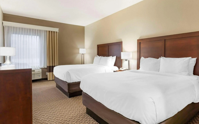 Comfort Inn & Suites Johnstown - Richland Town Center