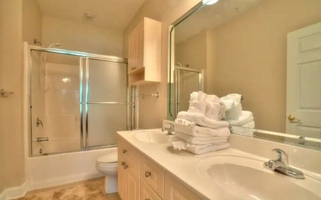 Magnolia Pointe 305-4882