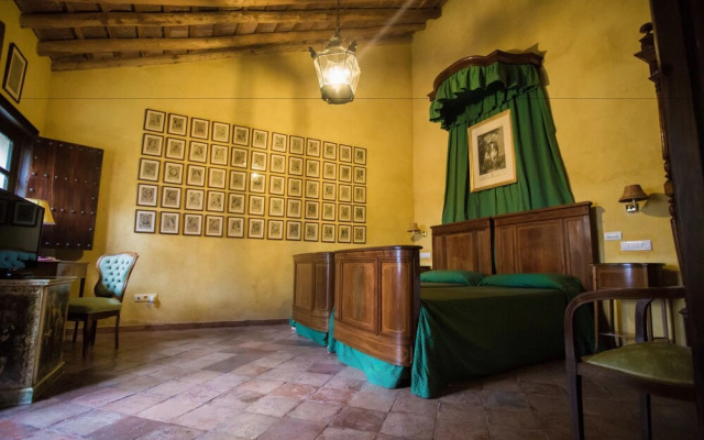 El Palacio de San Benito