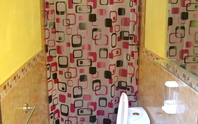 Hostal 4 Grados - Hostel
