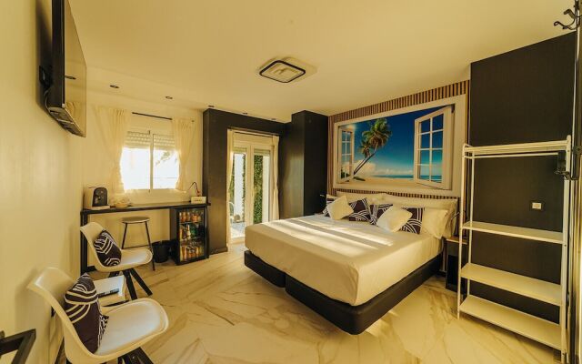 Hostal Luxury Nit I Dia