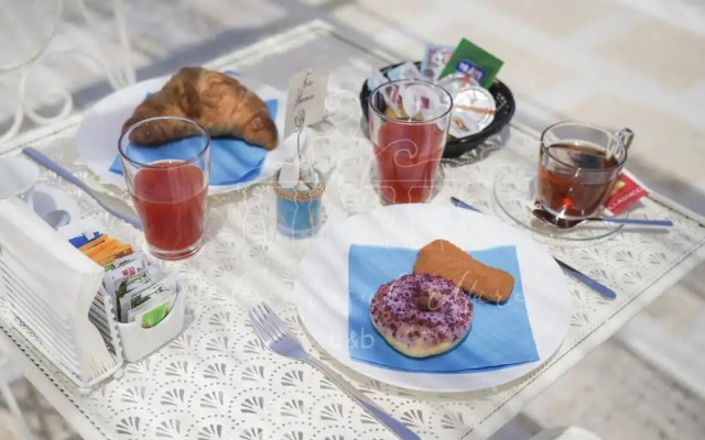 Room in B&B - B&B Balconi Sul Mare Suite With Hydromassage "faro Bianco"