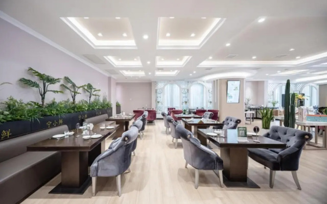 Suning Universal Hotel