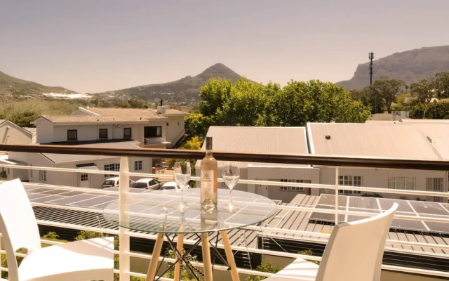 2 Bedroom Apartment, Princess Beach Club, Houtbay