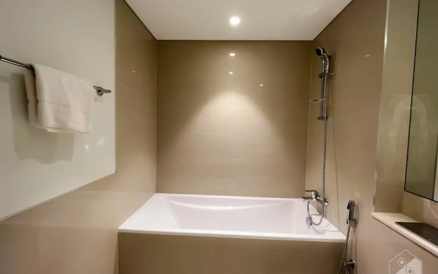 Stunning Apt with Breathtaking Views Downtown