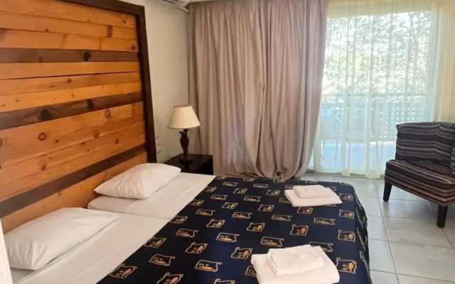 Olympian Bay Grand Resort
