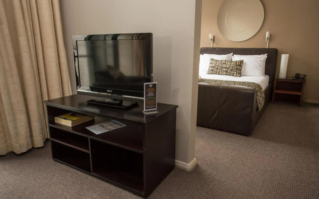 Clarendon Hotel