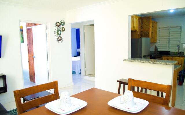 Centrally located Oakland Guest Apartment II