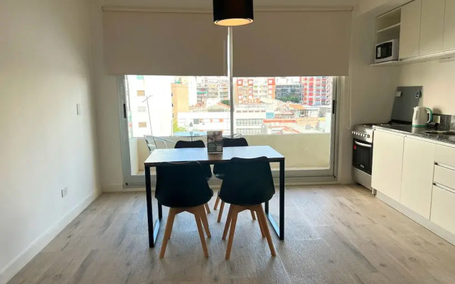 RentUp - Moderno monoambiente con balcón en Almagro