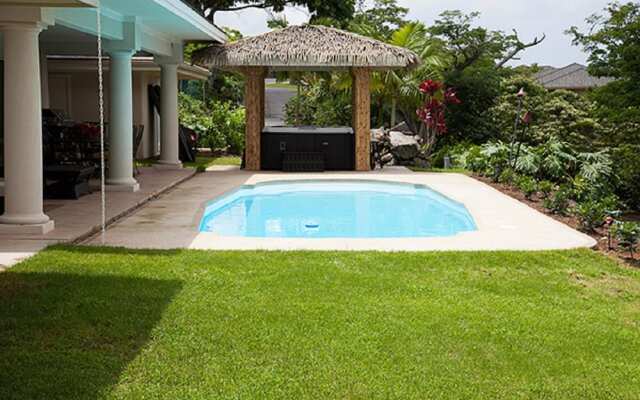 Villa Quatro and Hale Pinao - Nine Bedroom House