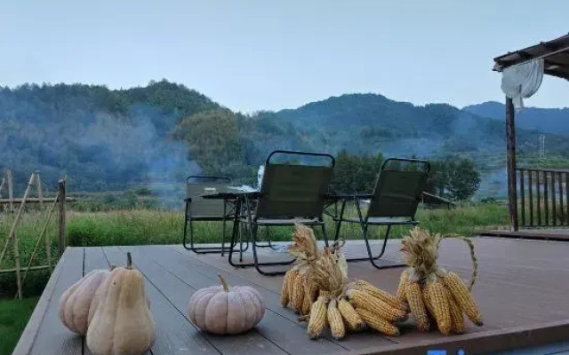 Wuyuan huangling Senman · Luxury luxury time designed accommodation