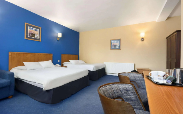 Ramada by Wyndham Loughborough Hotel