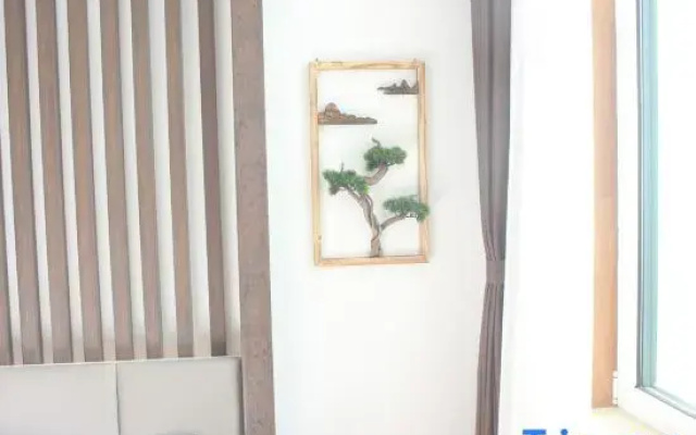 Haifeng Inn