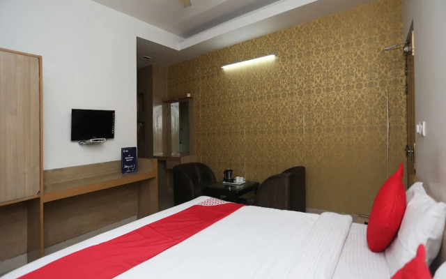 OYO 19334 Flagship Shanta Inn Charbagh