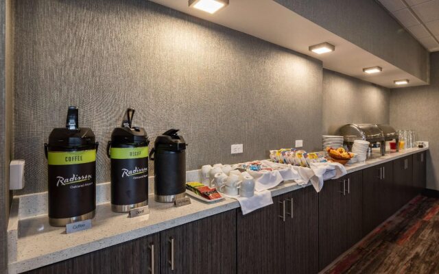 Radisson Hotel Oakland Airport