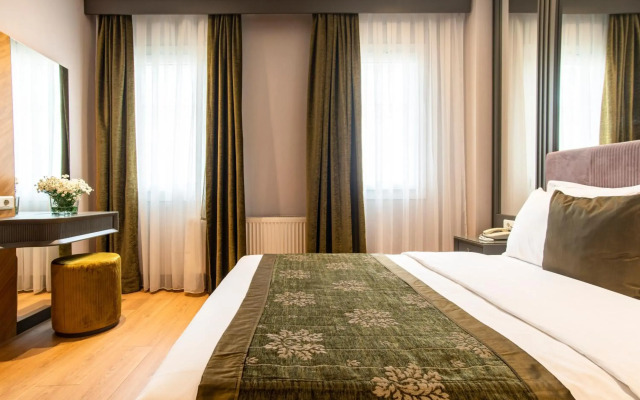 Oran Hotel