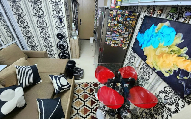 High-Tech Studio at Grass Residences -2 persons only, Quezon City