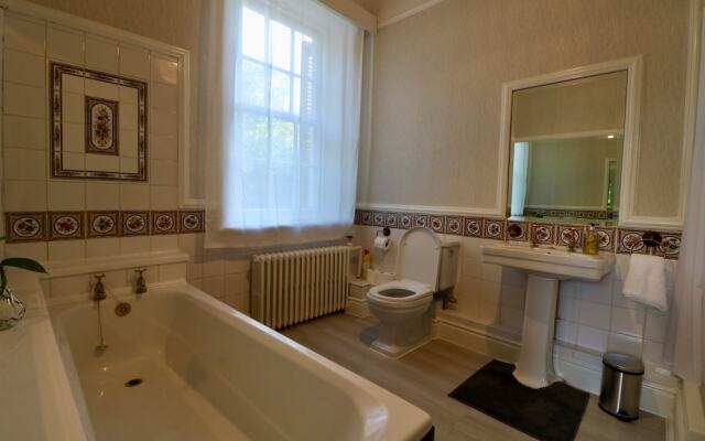 Mossley Hill Retreat