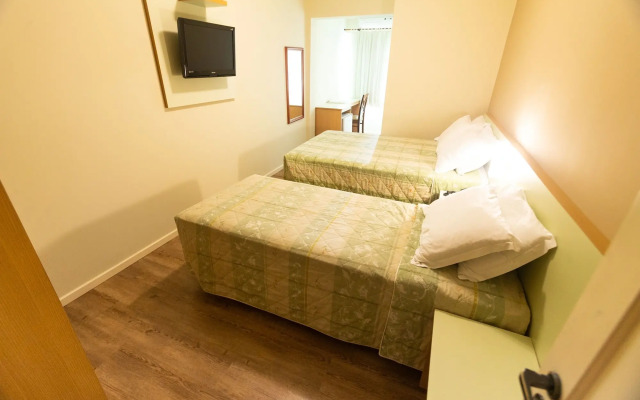 Bristol Sabrina Hotel