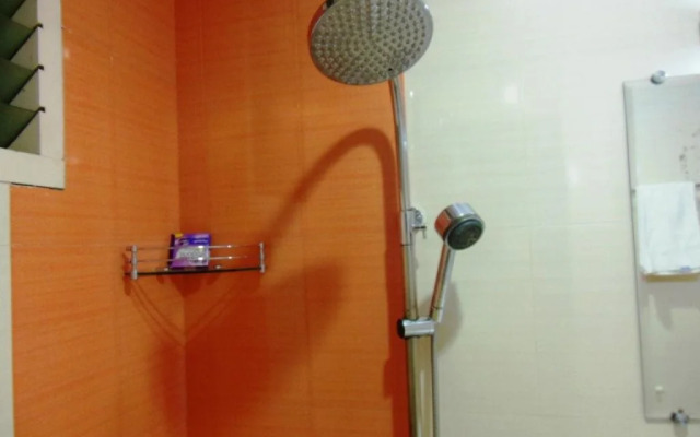 Hotel Sanu International