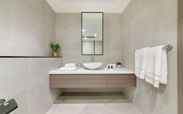 Maison Privee - Millennium Executive Tower