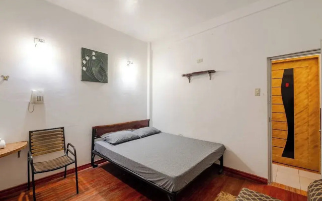 Ross Rose Budget Hotel