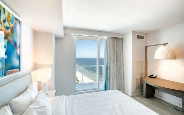 Daytona Grande Oceanfront Resort