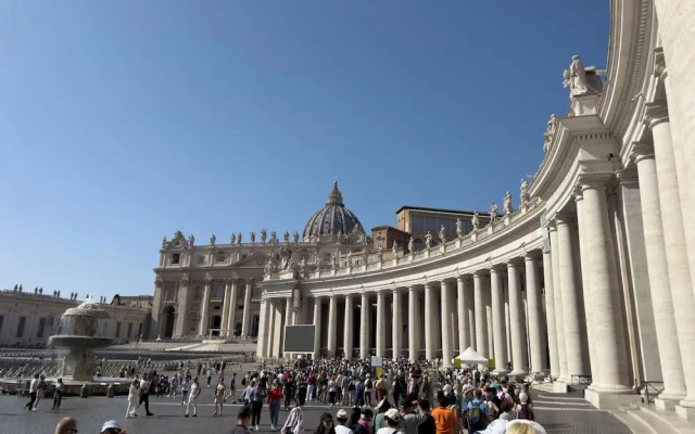 Vatican Beautiful 2Br Apartment