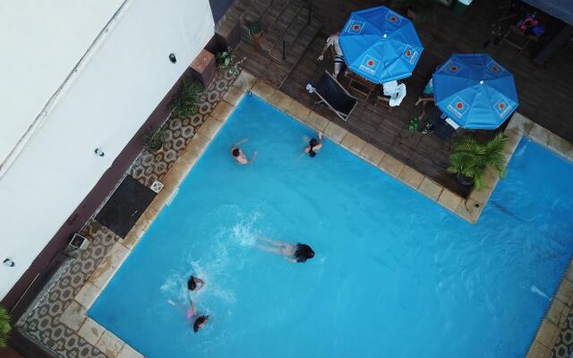 La Familia Hotel