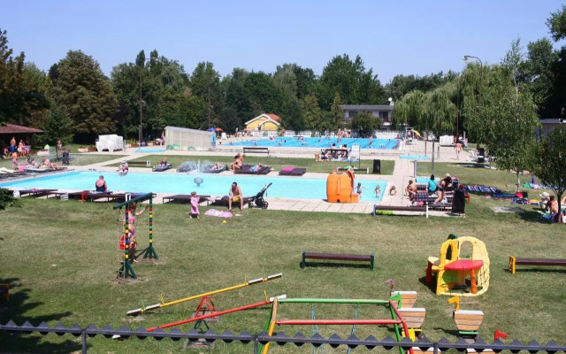 Chatova osada Family Resort