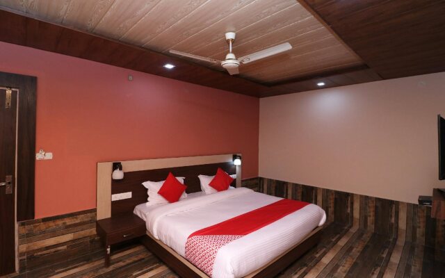 Funky Town By OYO Rooms