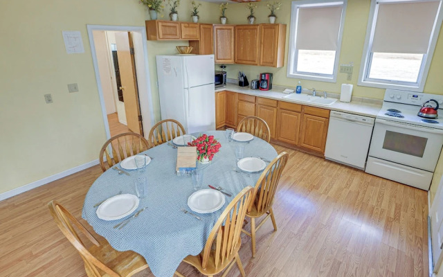 Remodeled Pioneer Home in Hurricane w/ Patio!