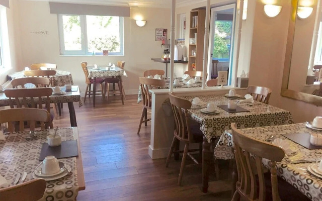 Sunnymeade Country Hotel